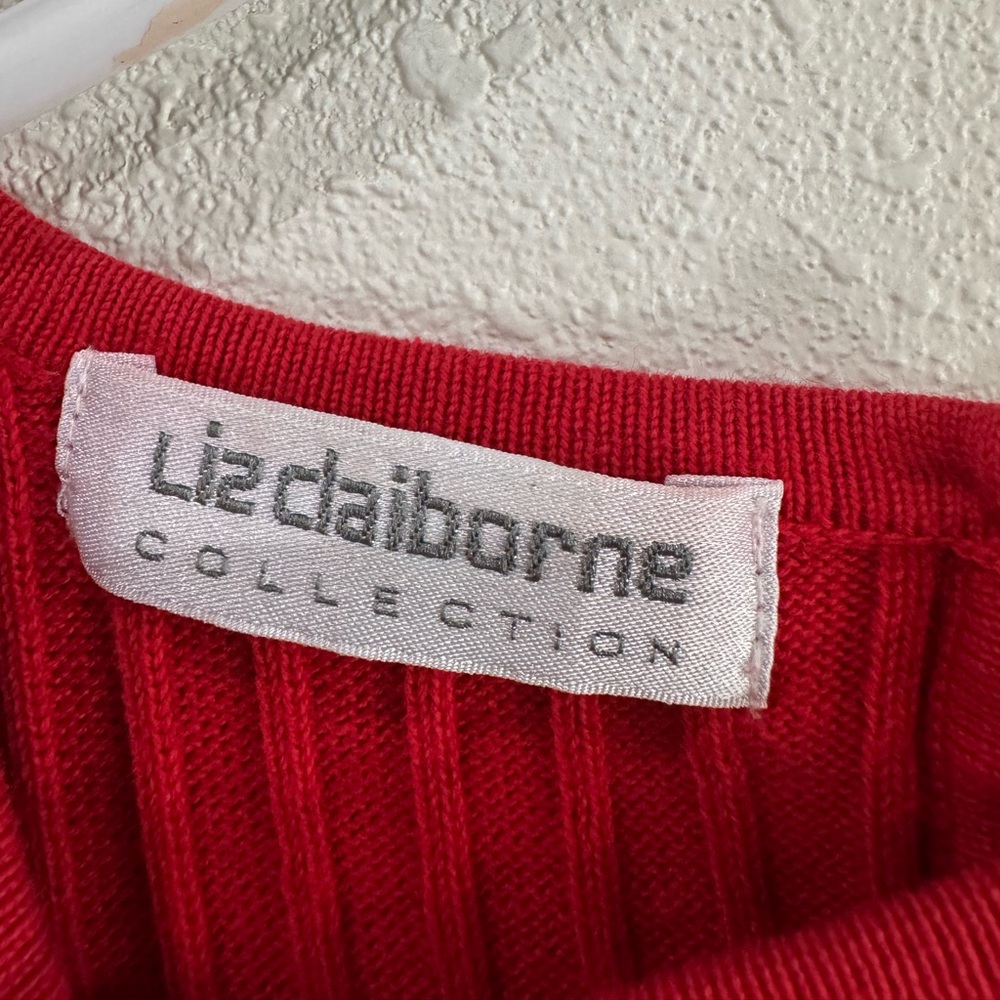 Red Ribbed Short Sleeve Top - Picture 2 of 4